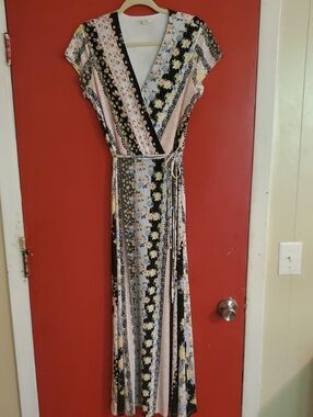 Floral  Stripe Patchwork Wrap Maxi Dress in Pink Black Yellow and Blue Sz M